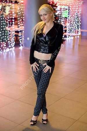 Данара, метро Академическая