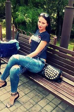 Янина, метро Новохохловская