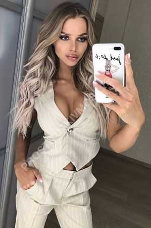 милана, метро Красносельская