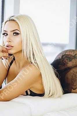 Марина, метро Домодедовская