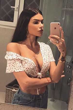 Вика, метро Партизанская