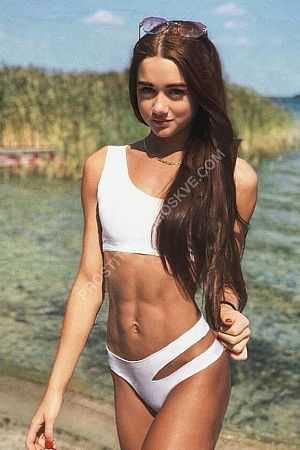 Полина, метро Братиславская