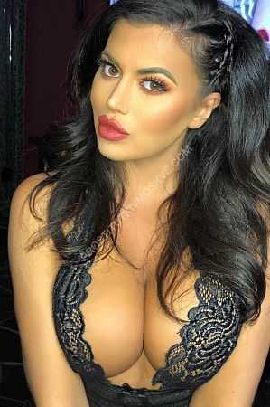 Катя, метро Коломенская