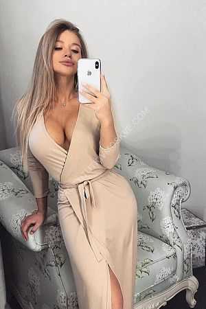 Алина, метро Шипиловская