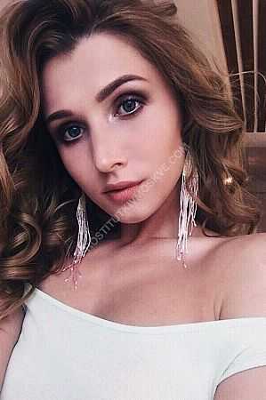 НАДЯ, метро Парк культуры