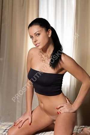 Анна, метро Зорге