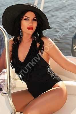 Даша, метро Печатники