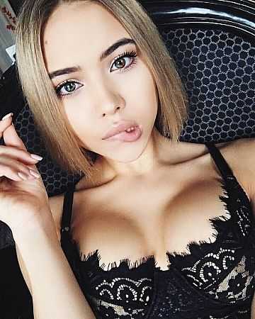 Ксюша, метро Павелецкая