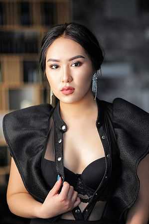 Лила, метро Маяковская