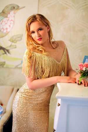 Катя, метро Севастопольская