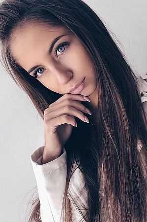 Диана, метро Воробьёвы горы