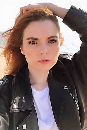 Александра, метро Улица Академика Янгеля