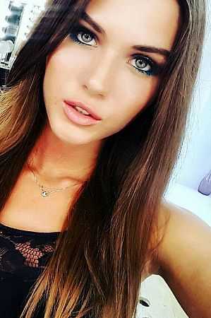 Маша, метро Студенческая