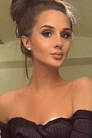 Олеся, метро Александровский сад