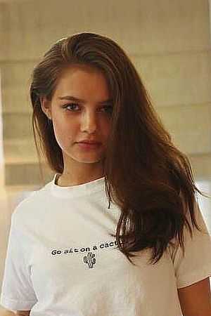 Алёна, метро Нагорная