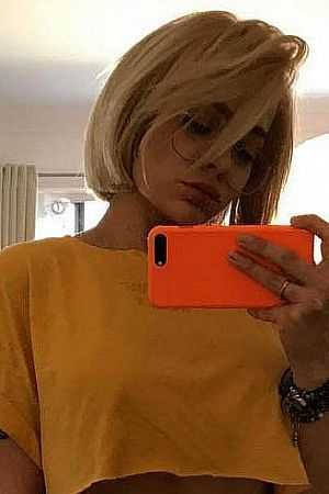 Марина, метро Лихоборы