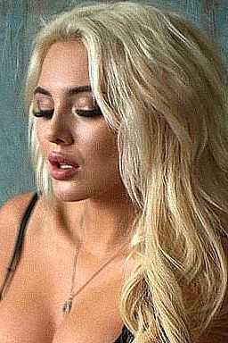 Ирина, метро Калужская