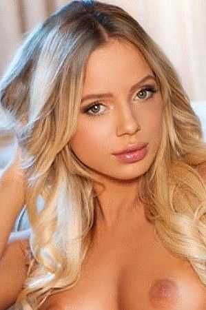 Яночка, метро Бульвар Адмирала Ушакова