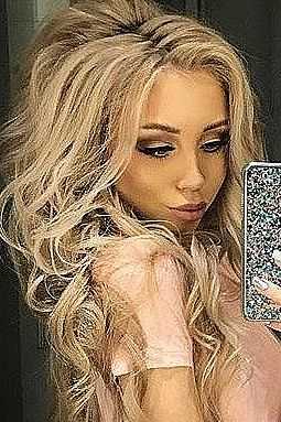 Алиса, метро Октябрьская