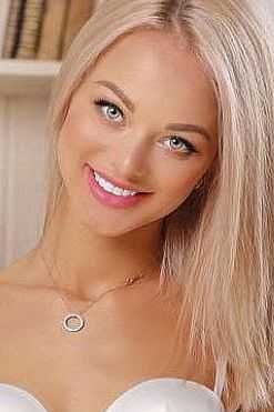 Арина, метро Варшавская