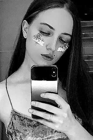 света, метро Парк культуры