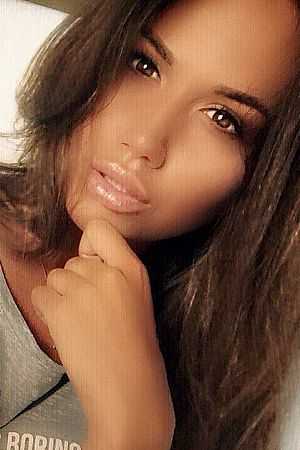 Алла, метро Крылатское