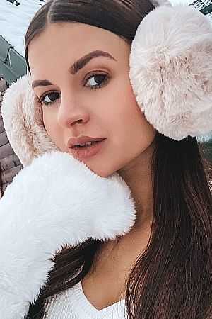 лиля, метро Новогиреево