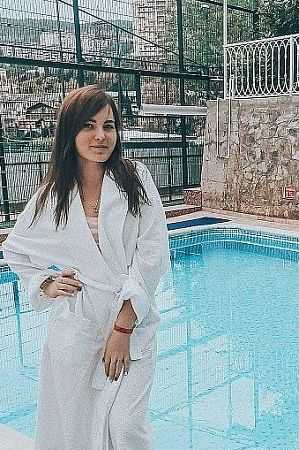 Кристи, метро Лесопарковая