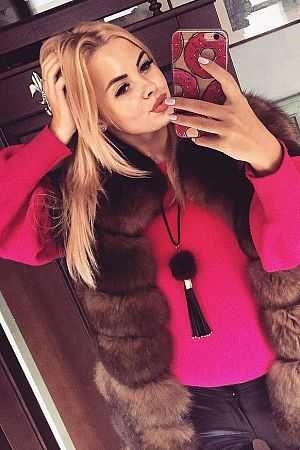 Алла, метро Измайлово