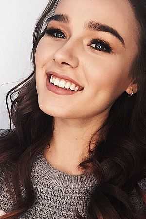 Алиса, метро Полежаевская