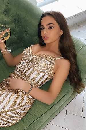 Алиса, метро Новохохловская