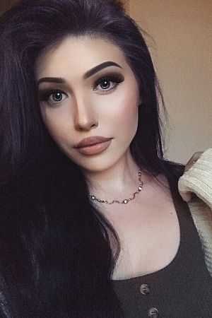 Кристи, метро Полянка