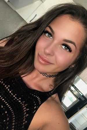 Юля, метро Нахимовский проспект