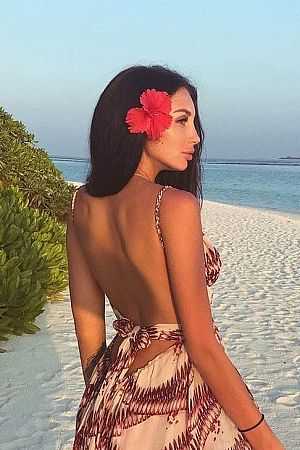 Лариса, метро Аэропорт