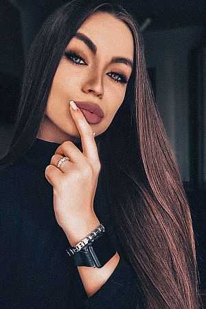 Алиса, метро Краснопресненская