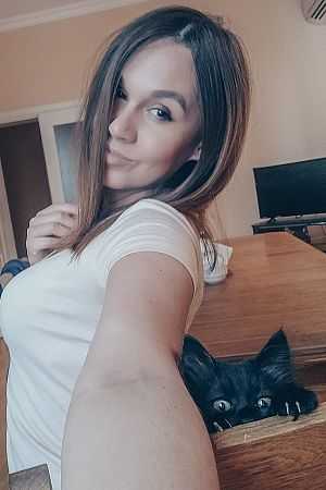 Алла, метро Новокузнецкая