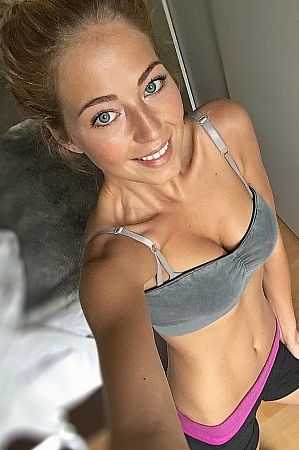 Анастасия, метро Коломенская