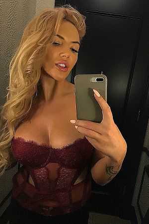 Юля, метро Фонвизинская