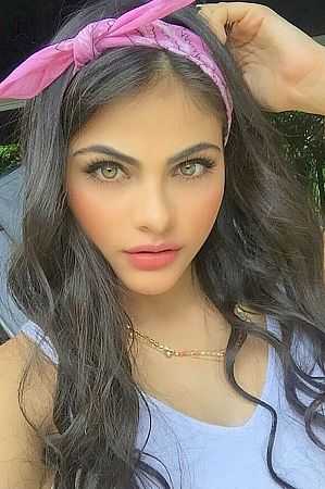 Юля, метро Ленинский проспект