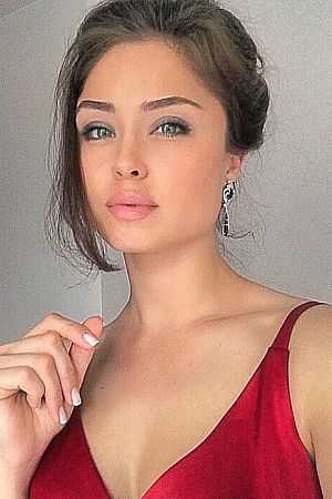 Алла, метро Рязанский проспект