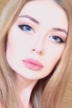 Кристи, метро Маяковская