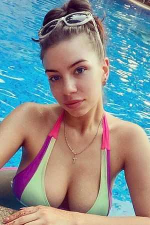 лиля, метро Озёрная