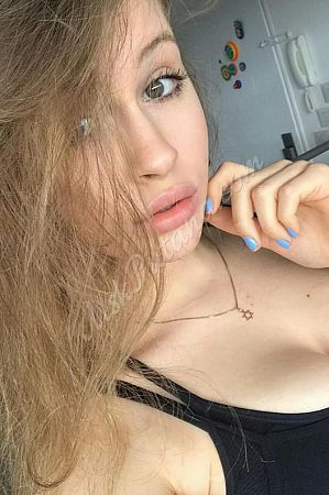 Лиза, метро Ясенево