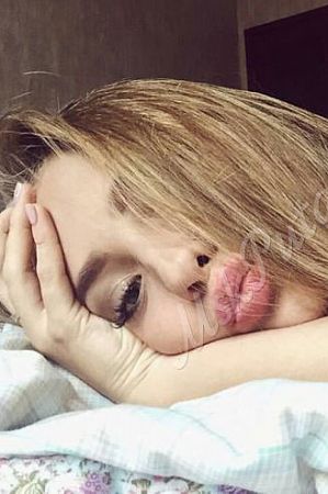 Ксюша, метро Международная