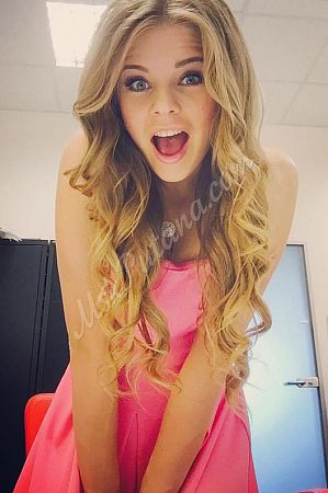 Юля, метро Киевская