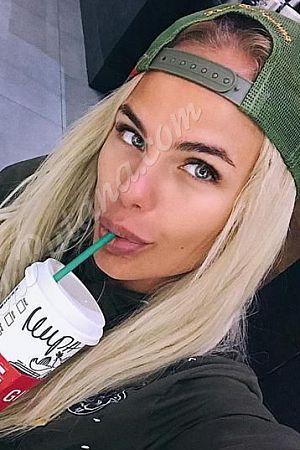 Юля, метро Бульвар Дмитрия Донского