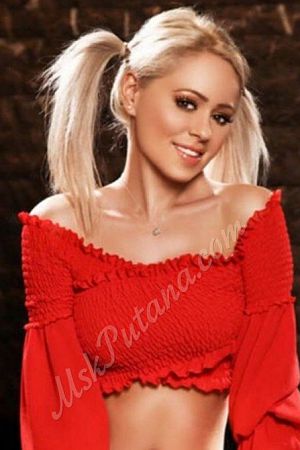 Юля, метро Кантемировская