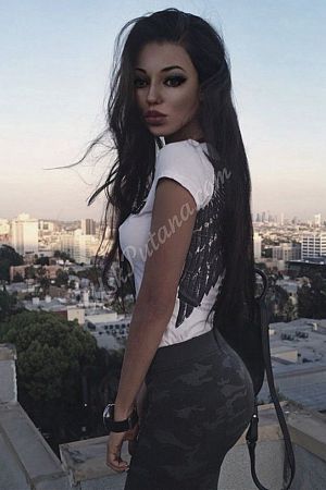 Юля, метро Савёловская