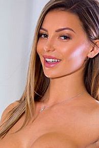 Юлия, метро Домодедовская