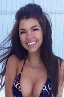 Яна, метро Парк культуры